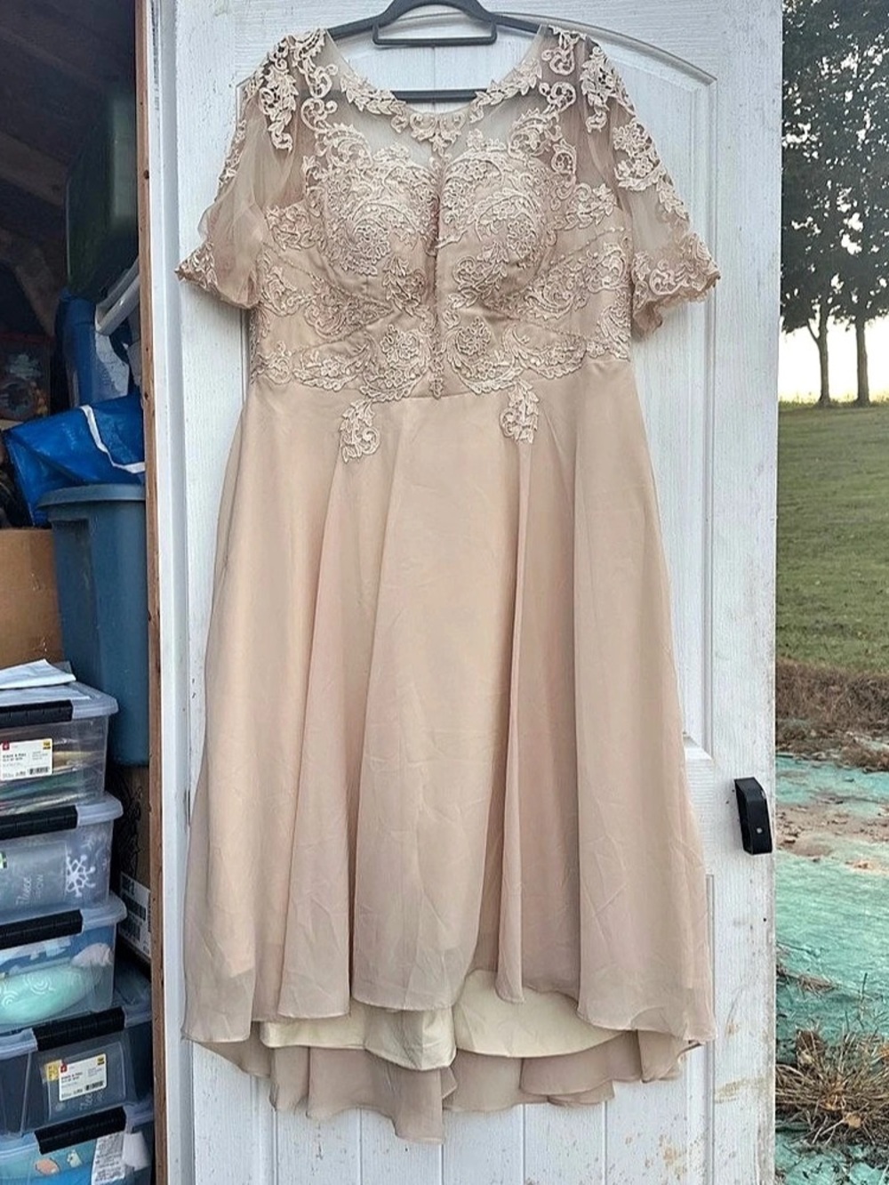 Floral Lace Midi Dress in Pink Like New